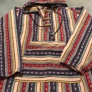 S/M Multi Color Drug Rug Pullover